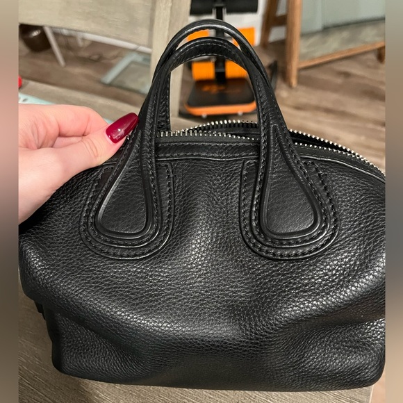 Authentic Black Givenchy Mini!!! 🖤🖤🖤🖤 - Picture 4 of 6